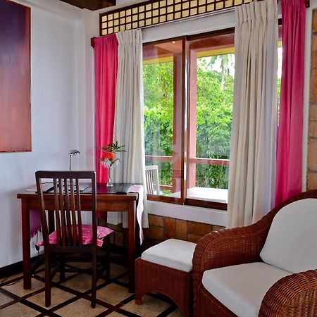 Punta Bulata White Beach Resort & Spa Cauayan  Room photo