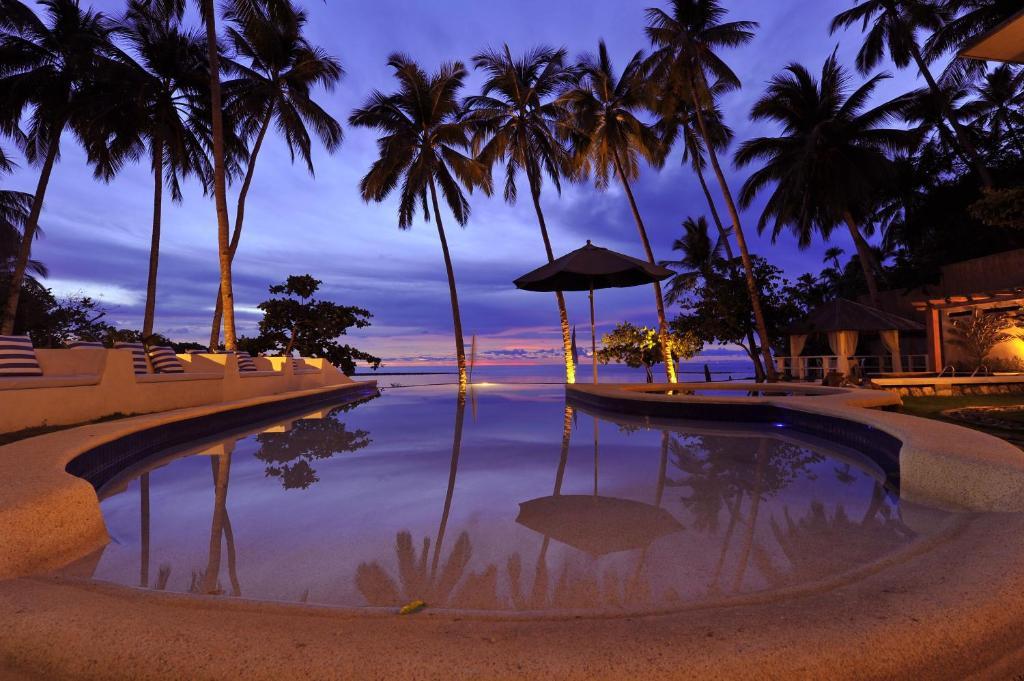 Punta Bulata White Beach Resort & Spa Cauayan  Exterior photo