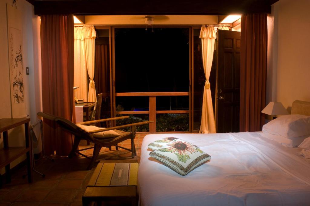 Punta Bulata White Beach Resort & Spa Cauayan  Exterior photo