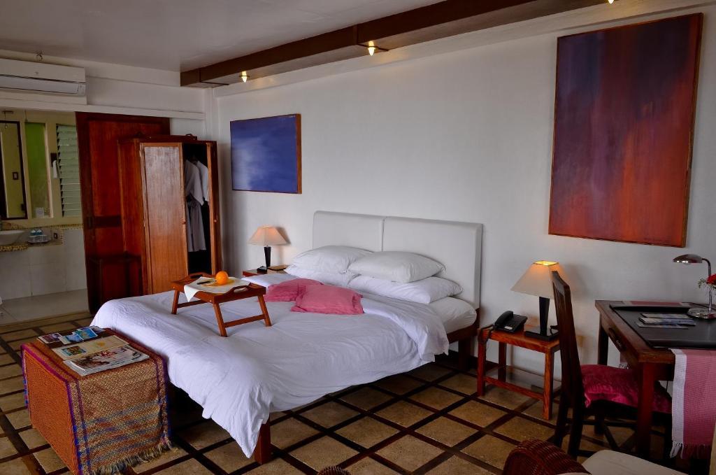 Punta Bulata White Beach Resort & Spa Cauayan  Room photo