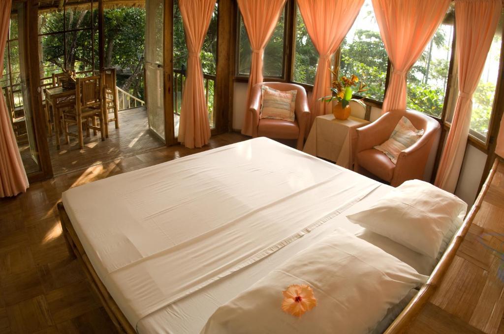 Punta Bulata White Beach Resort & Spa Cauayan  Room photo